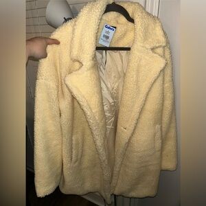 PrettyLittleThing Soft Cream Teddy Jacket